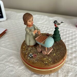 Vtg Hand carved Anri Thoren’s Figurine